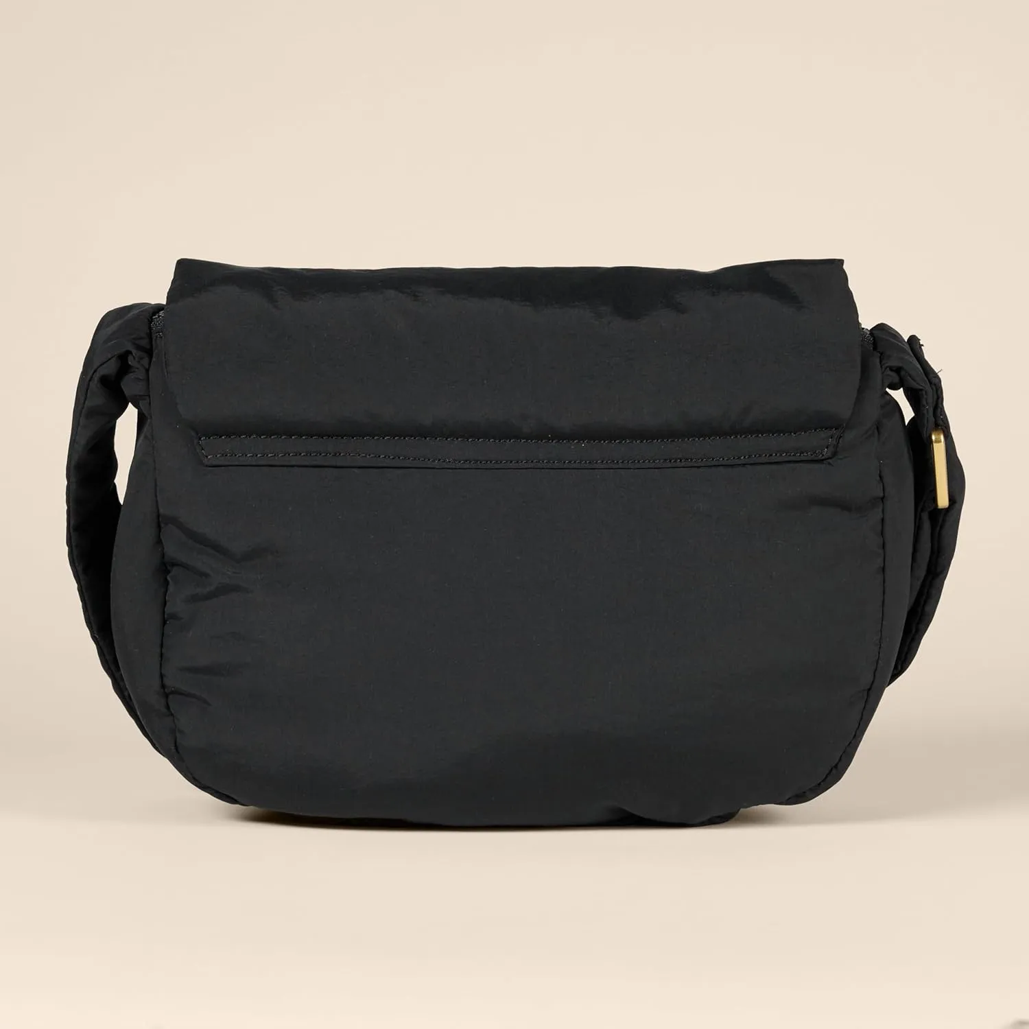 Amazon Essentials Women's Nylon Flap Bag