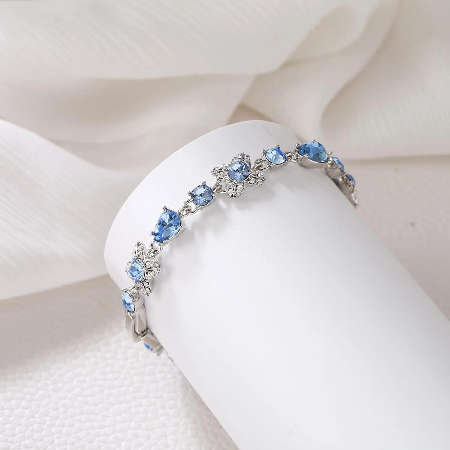 EleQueen Teardrop Bridal Jewelry for Women, Rhinestone Waterdrop Four Leaf Clover Bracelet for Women Prom Jewelry