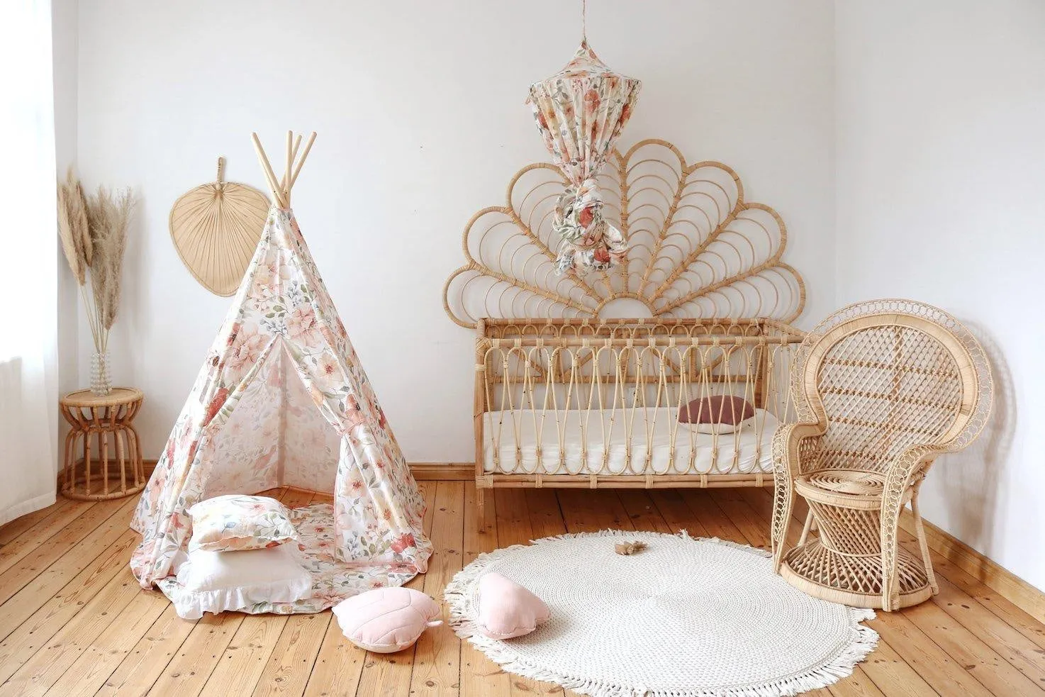 “Flower Power” Teepee Tent