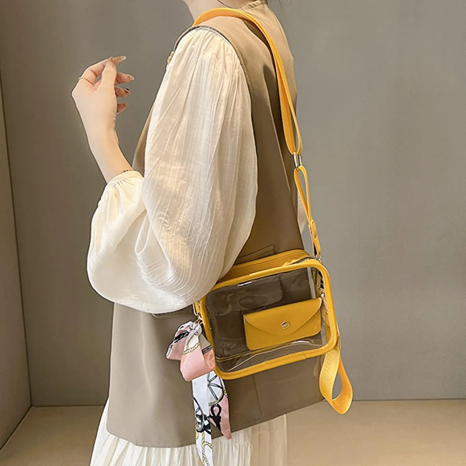 Multi Pocket Shoulder Bags for Woman Lightweight Quilted Fabric Handbags for Women Cute Purse for Women Trendy(Yellow)