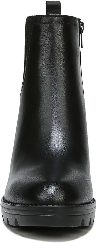 Naturalizer Women's Verney Lug Sole Ankle Bootie