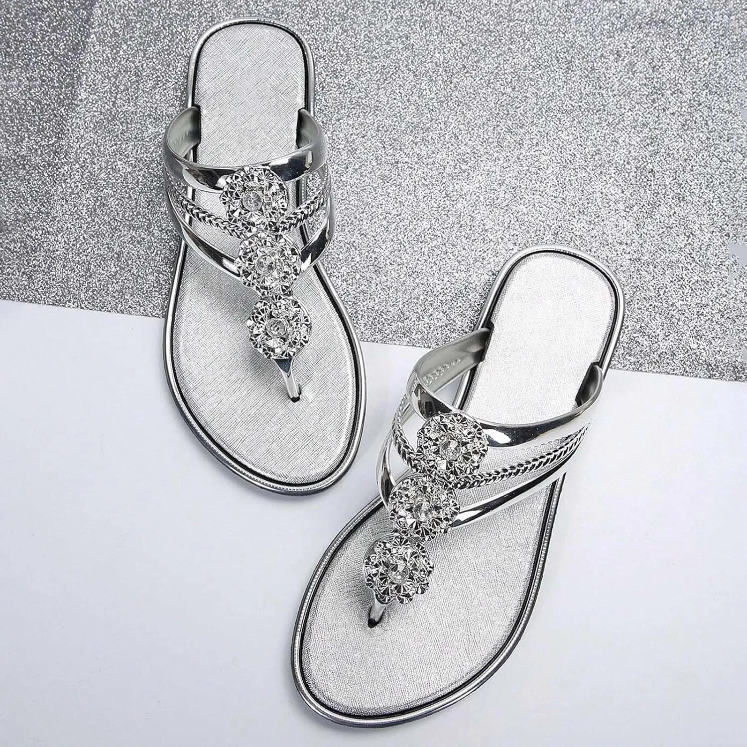 Rhinestone Flip Flops for Women Flat Flip Flops Slippers Fashion Rose Open Toe Sandals Comfortable Non-Slip Flats Bohemian Beach Sandal Comfort Clip Toe Slides