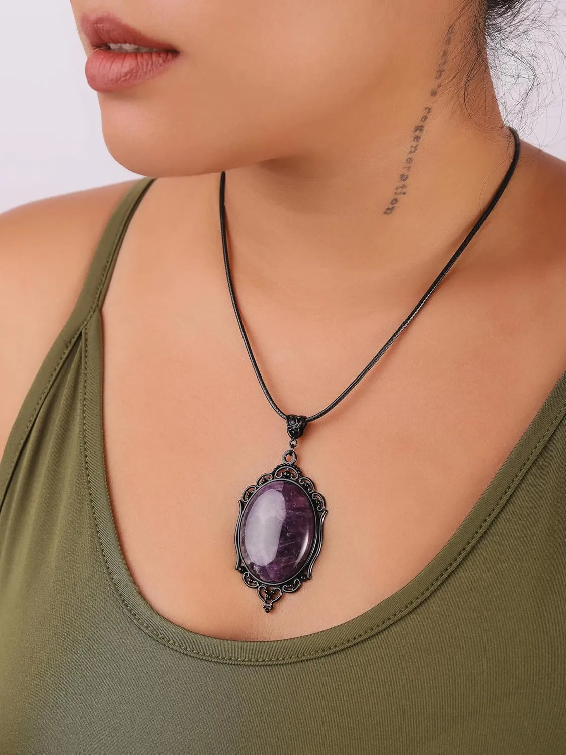 Sacina Victorian Teardrop Crystal Necklace, Gothic Vintage Necklace, Goth Jewelry, Halloween Christmas Jewelry Gift for Women
