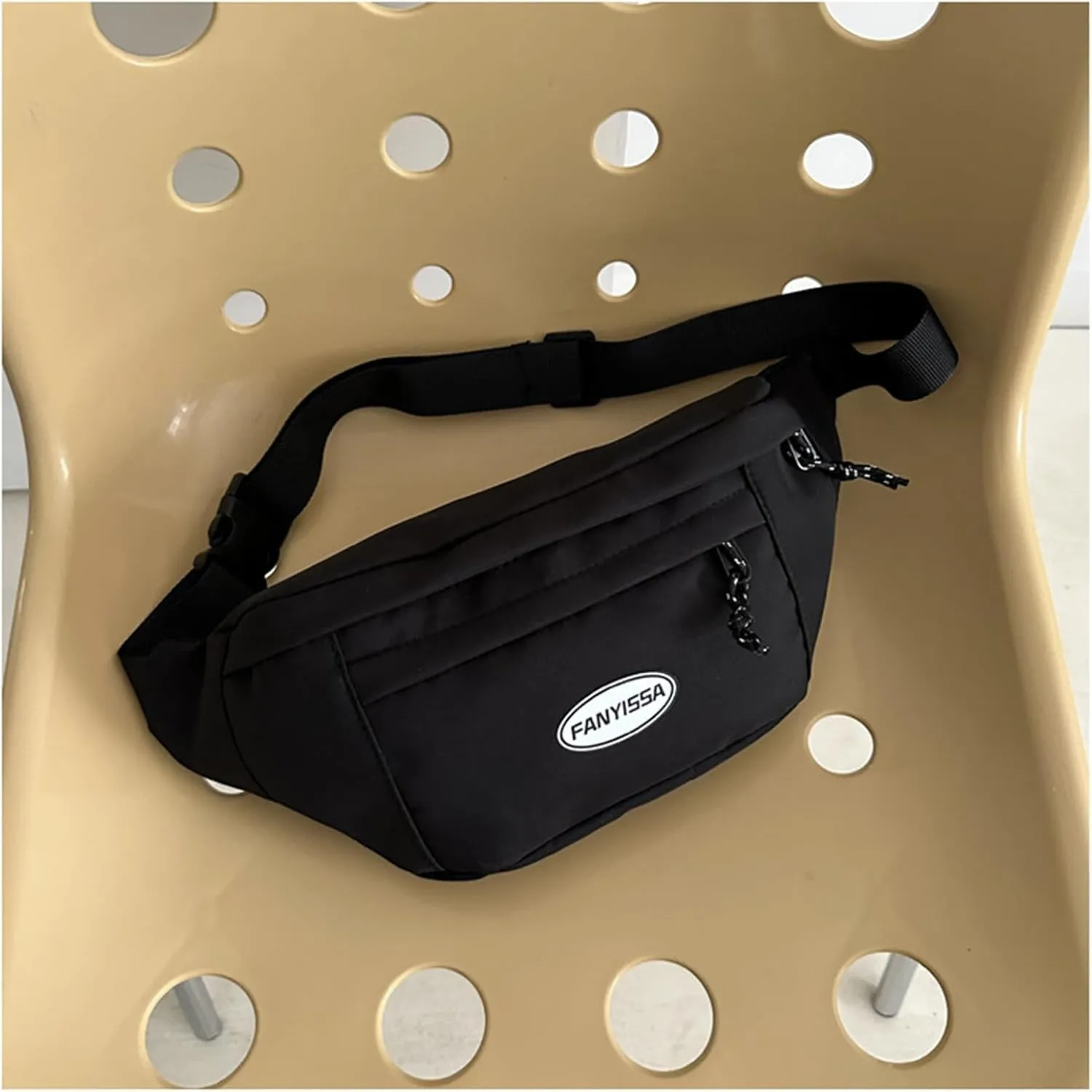 Waist bag,Practical and Secure Crossbody Bag for Hiking and Shopping Nylon Shoulder Bags Sports Waist Bag Chest Pouches