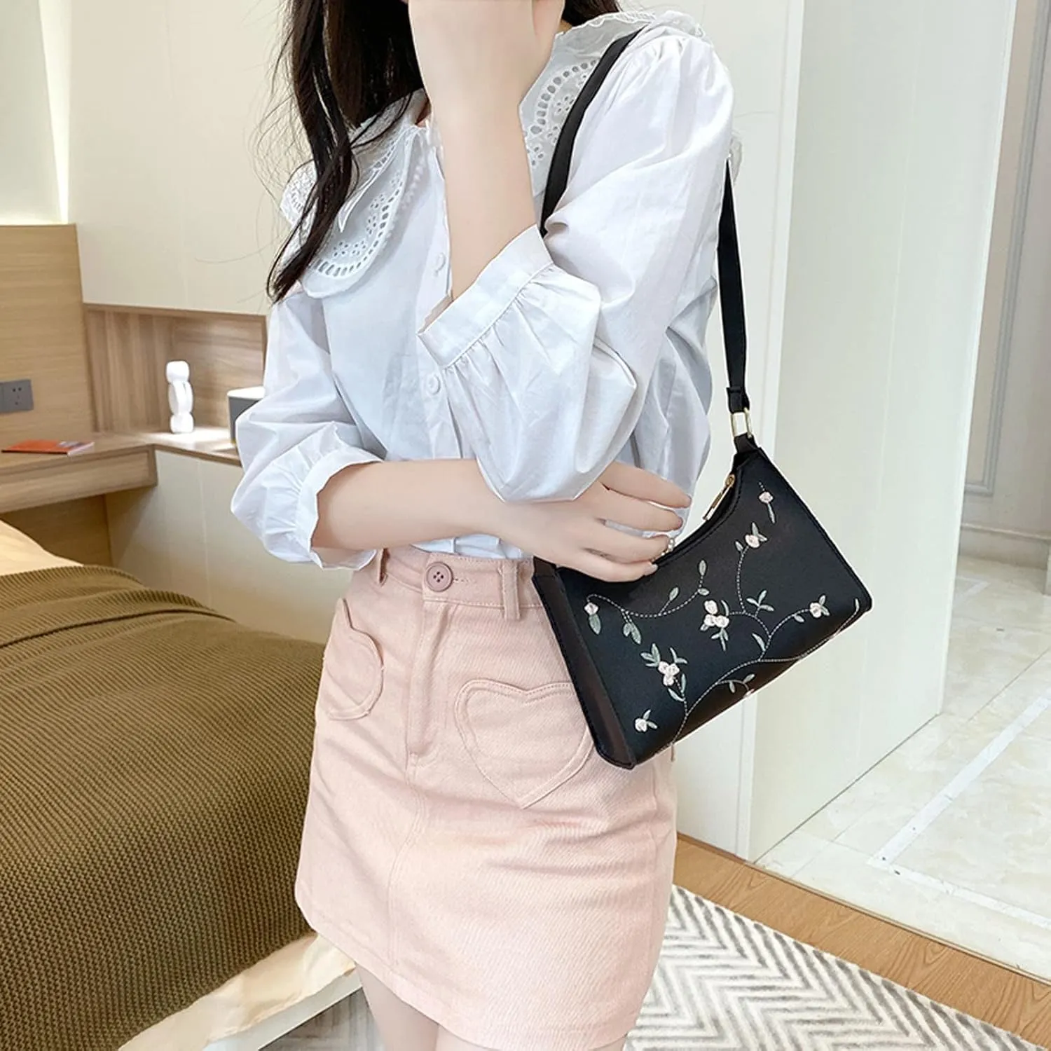 Women's Trendy Purses Vegan Leather Hobo Handbags Fashion Canvas Hippie Crossbody Bags Travel Bag with Zipper(Black)